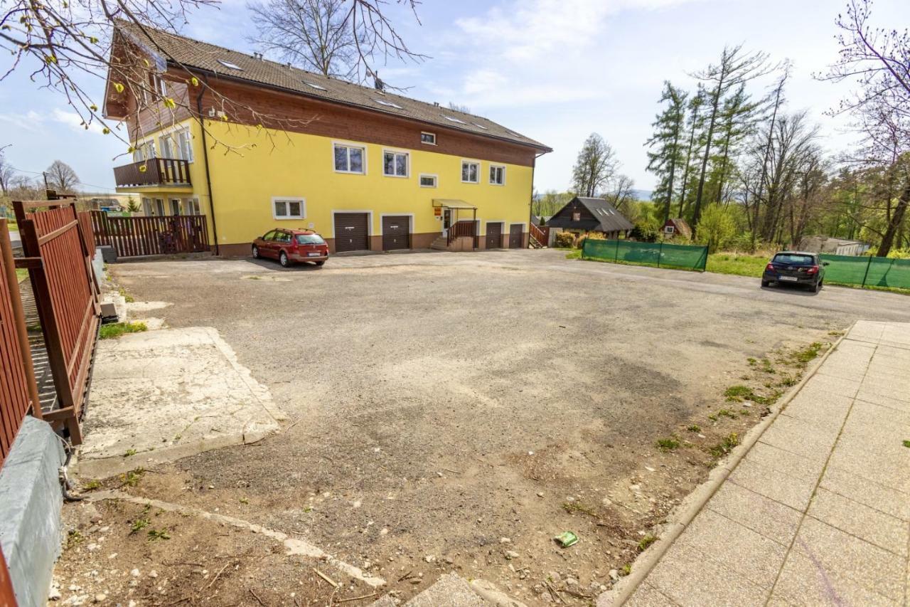 Apartman Zara Veľký Slavkov Eksteriør billede